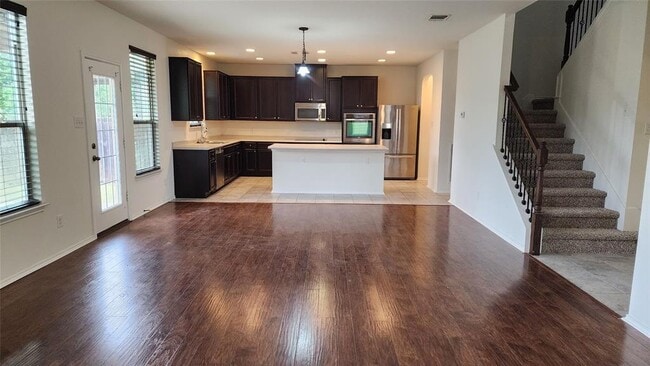 Building Photo - 1109 Strickling Dr