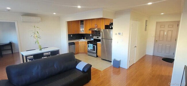 Building Photo - 64-73-73 Austin St