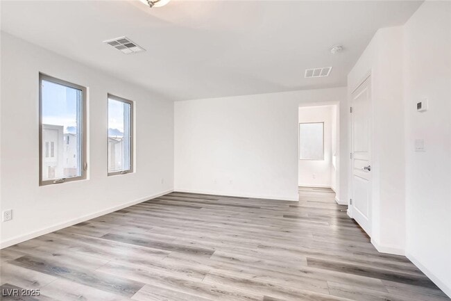 Building Photo - 8098 Misty Canyon Ave
