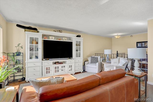 Building Photo - 7040 E Girard Ave