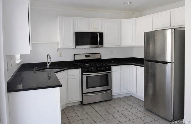 Building Photo - 54 Crystal Hill Dr