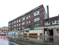 Building Photo - Concordia 27