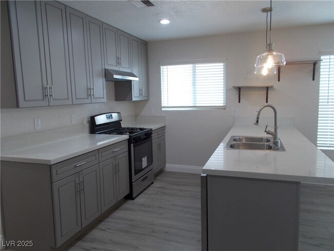 Building Photo - 7344 Vireo Dr