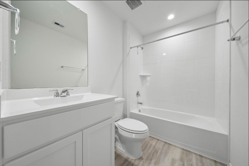 Building Photo - 31510 Chippenham Colony Ct