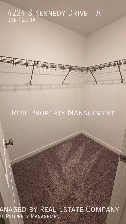 Building Photo - 4224 S Kennedy Dr