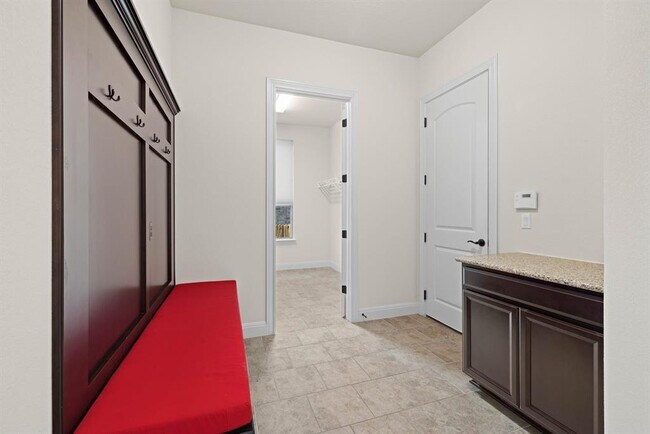 Building Photo - 15815 Axehandle Trl