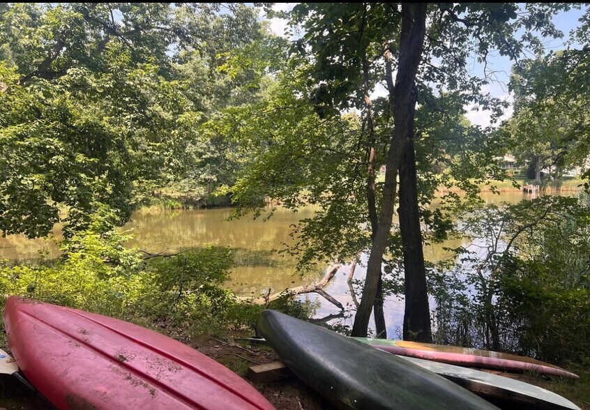 Building Photo - 20 Windwhisper Ln