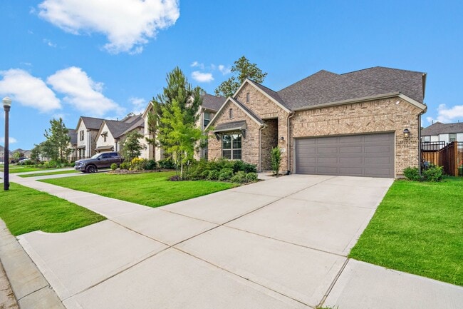 Building Photo - 4218 Davis Oak Dr