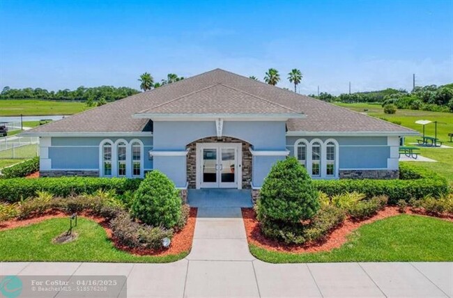 Building Photo - 8517 Waterstone Blvd