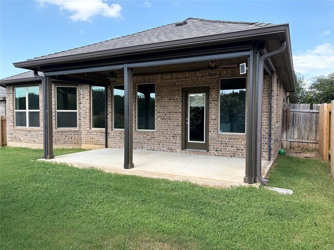 Building Photo - 641 Gabrielle Anne Dr