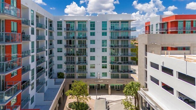 Building Photo - 7825 NW 107th Ave