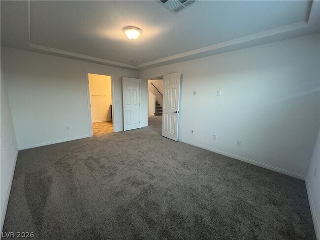 Building Photo - 5872 Aurora Gold Ave