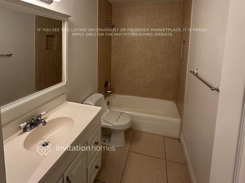 Building Photo - 17602 Bridle Ln