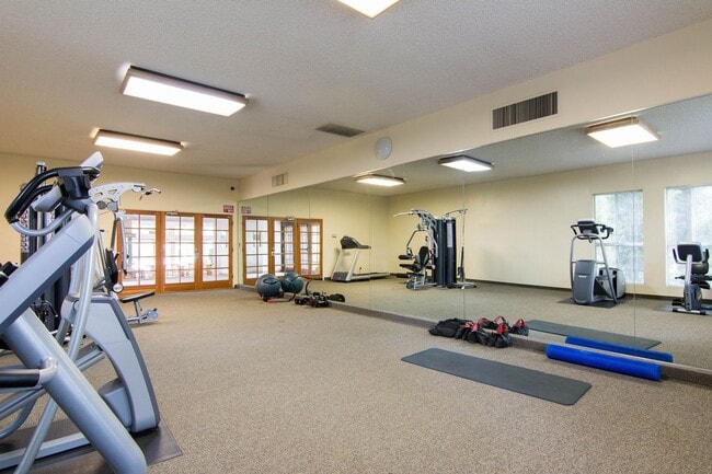 Building Photo - Upgraded Condo with Two Master Suites!!!