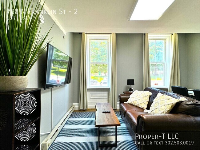 Primary Photo - 708 N Franklin St