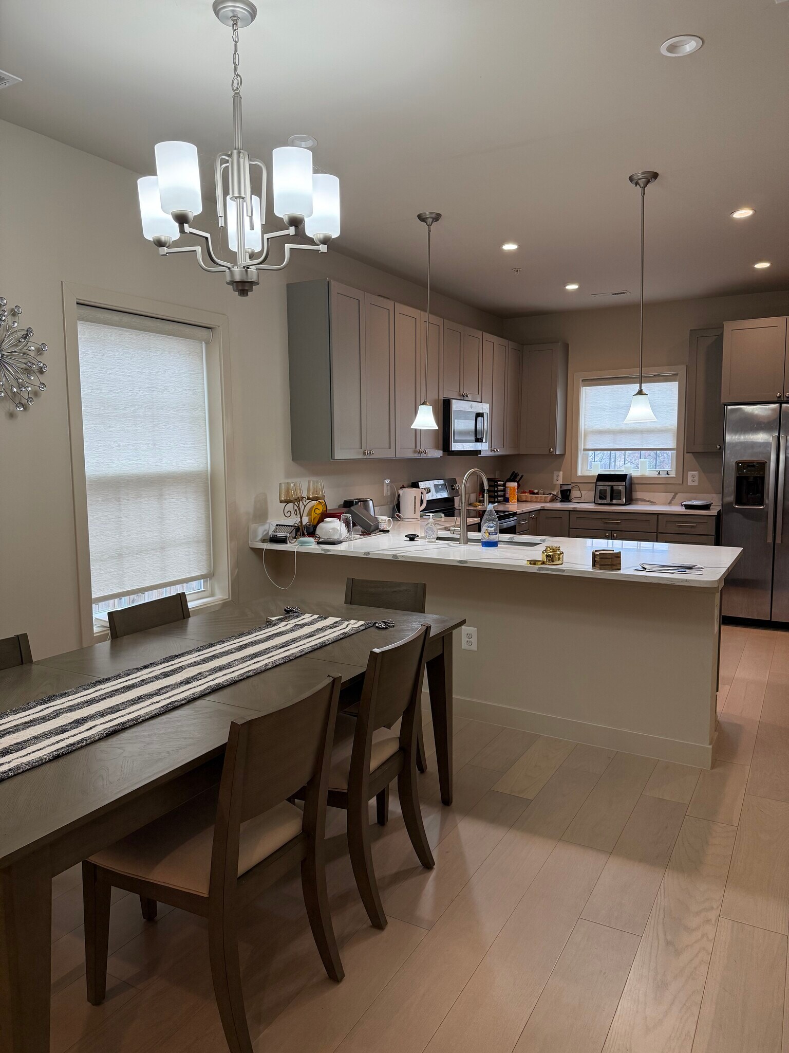 Building Photo - 1715 24th Pl SE