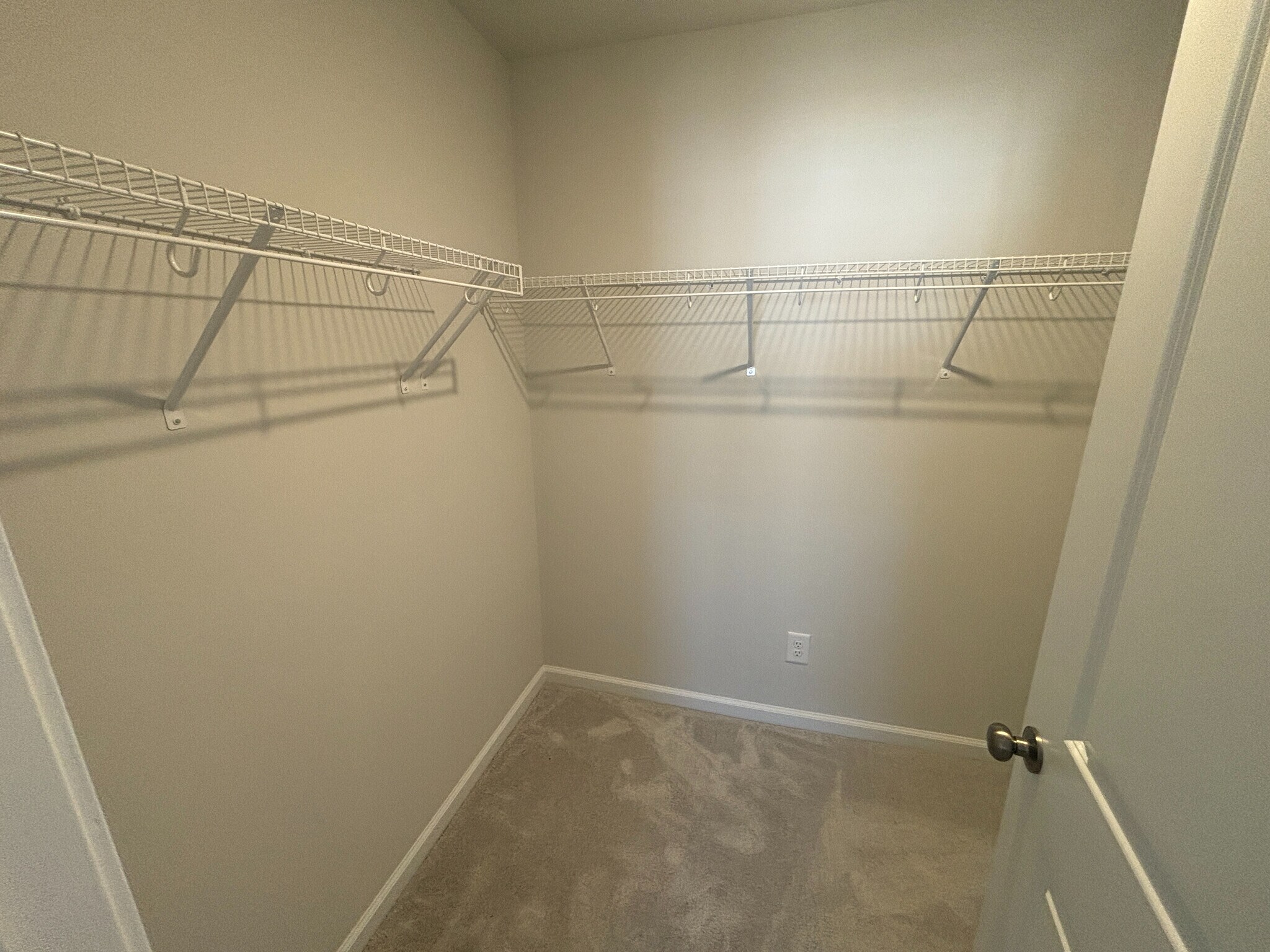 Building Photo - Room in Townhome on Carolina Spgs Blvd