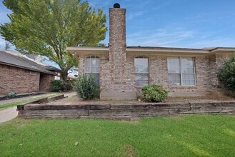 Building Photo - 4308 Elliott Oaks Dr