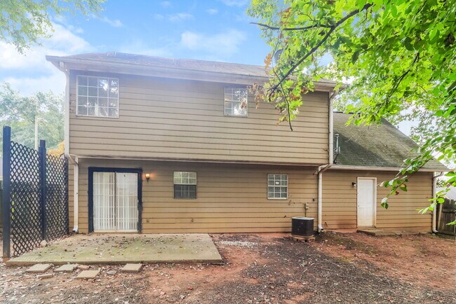 Building Photo - 2631 Windage Dr SW