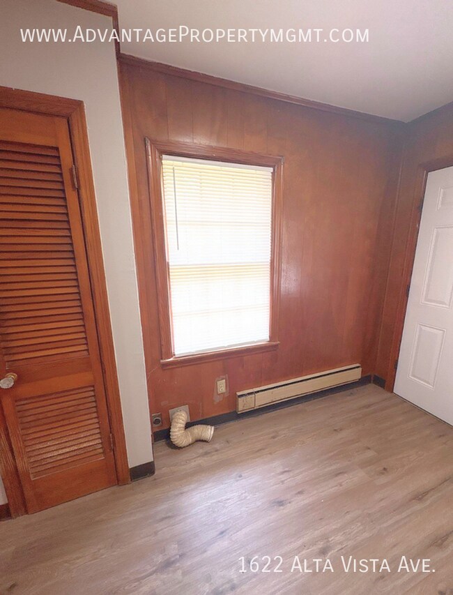 Building Photo - 1622 Alta Vista Ave