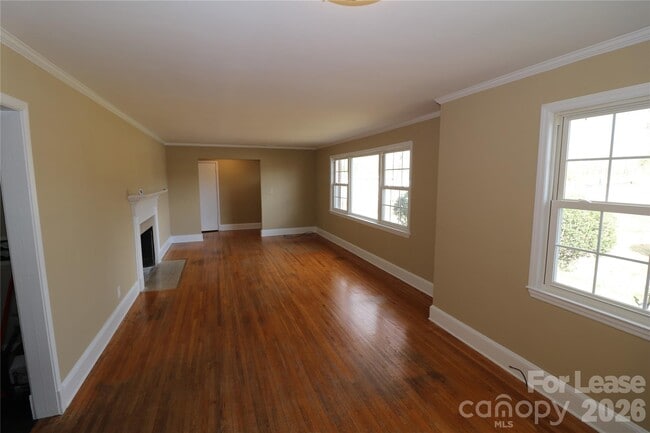Building Photo - 3741 N Sharon Amity Rd
