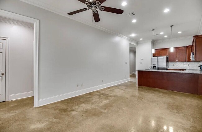 Building Photo - COMING SOON in LAFAYETTE!