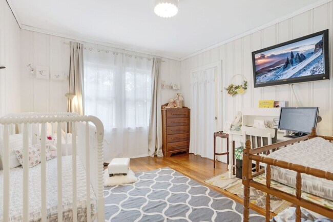 Building Photo - Class Brick Cottage with Modern Comforts in Historic Overbrook