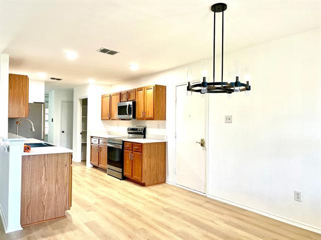 Building Photo - 1209 Starpoint Ln