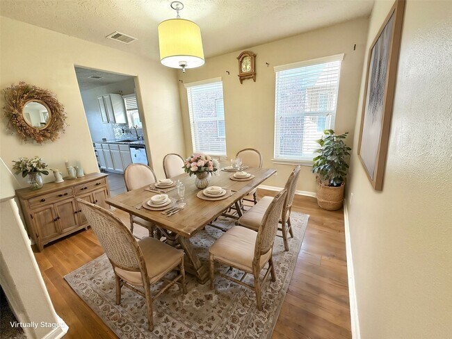 Building Photo - 2042 Nichole Woods Dr