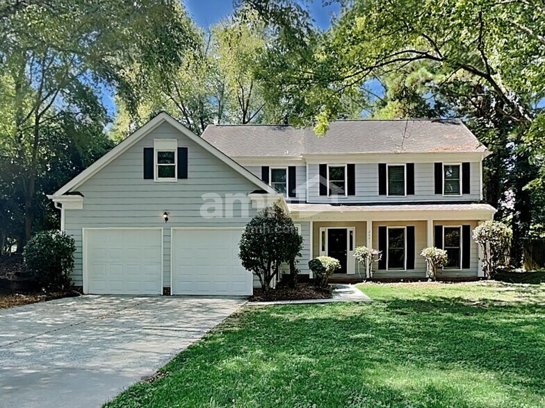 Primary Photo - 2601 Briar Ridge Dr