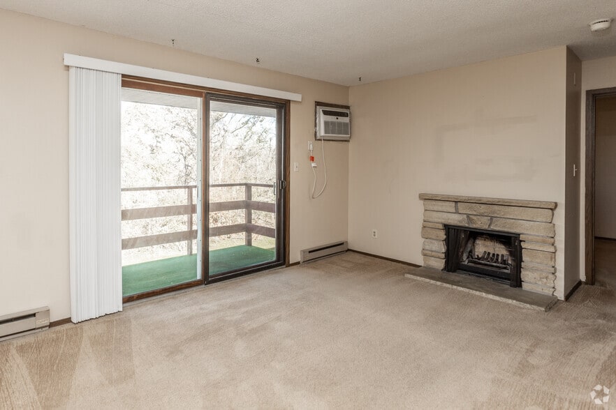 Primary Photo - Continental Terrace Apartments