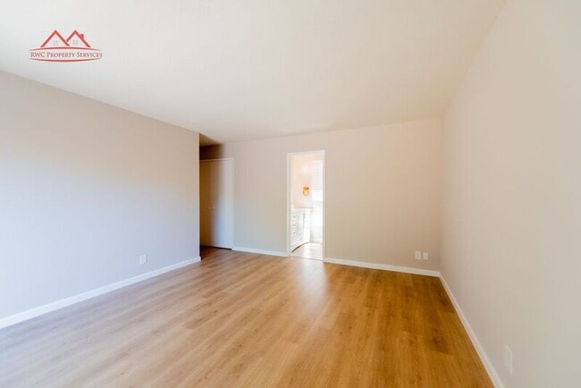 Building Photo - 1377 Spoonbill Way