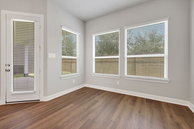 Building Photo - 3110 Millwork St