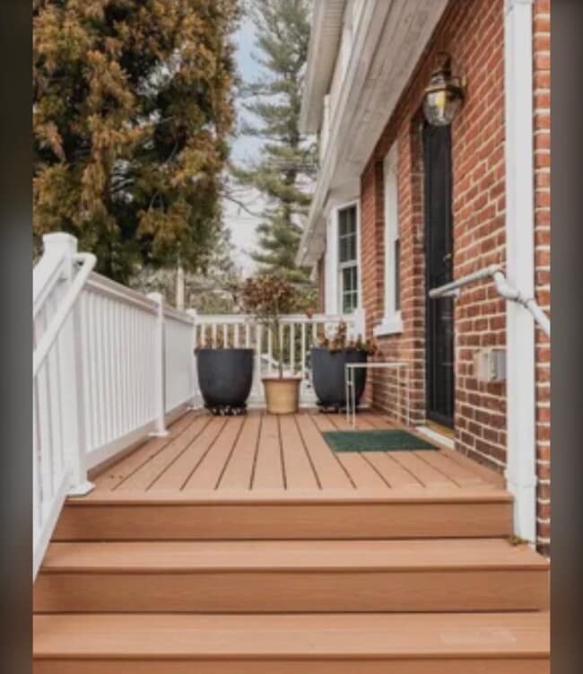 Building Photo - 444 St Davids Ave