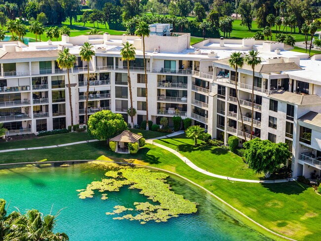 Building Photo - 910 Island Dr