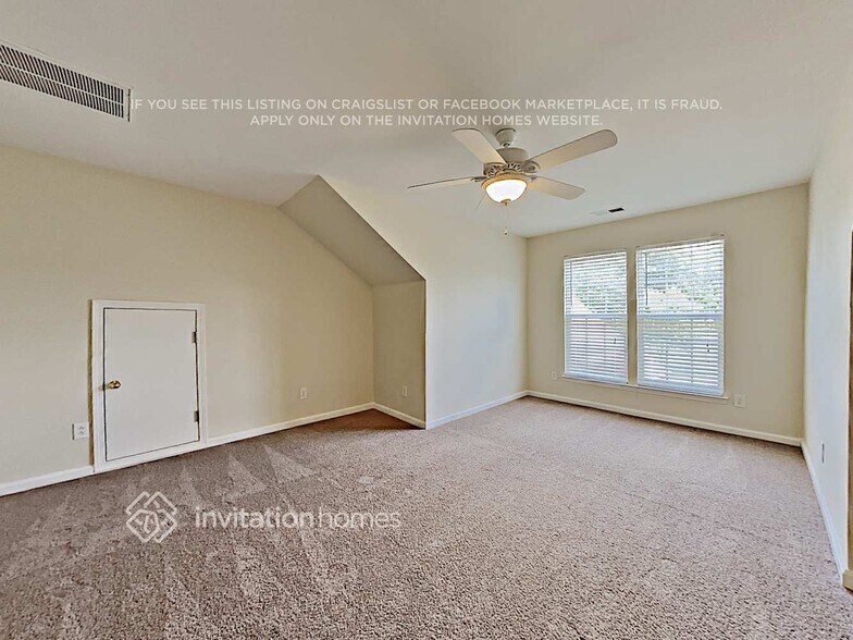 Building Photo - 2572 McGinnes Pl NW