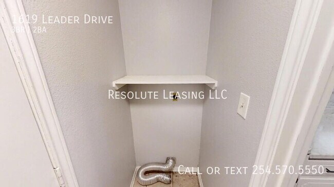 Building Photo - 1619 Leader Dr