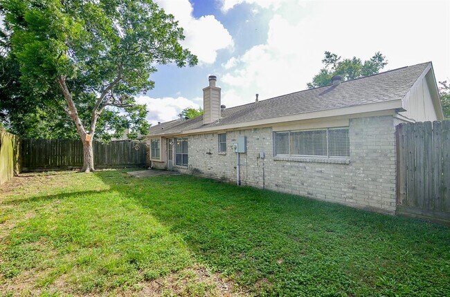 Building Photo - 1246 Summer Park Ln