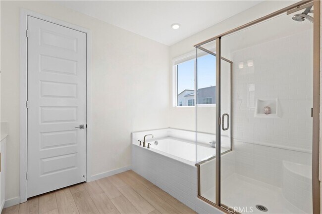 Building Photo - 27553 Sanctuary Ct
