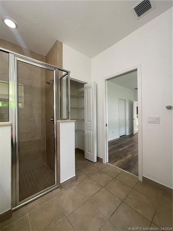 Building Photo - 480 NW Windflower Terrace