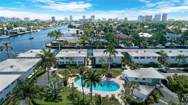 Building Photo - 180 Isle of Venice Dr