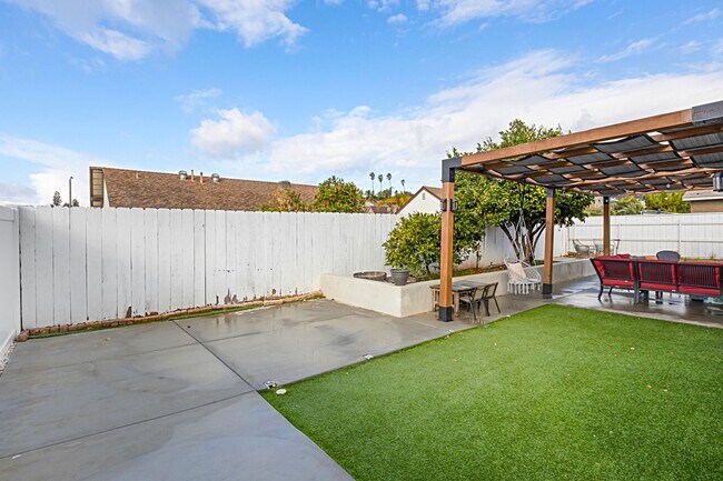 Building Photo - Owners Pride – Single Family House