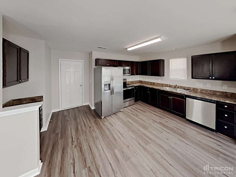 Building Photo - 1934 Chapel Brook Way