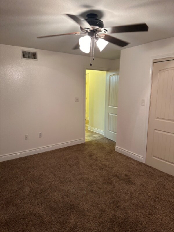 Building Photo - 928 Eventide Dr