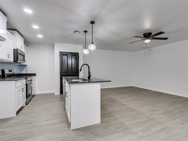 Building Photo - 13015 NW 3rd St