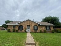 Building Photo - 2617 Arcady Cir