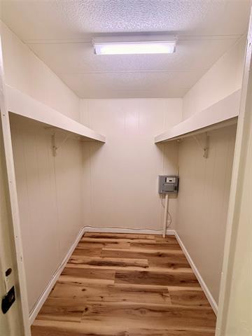 Building Photo - 923 Guadalupe River Dr