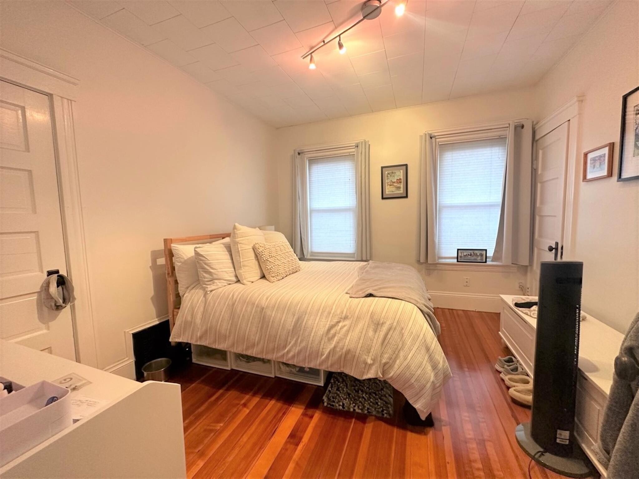 Building Photo - 137 Dudley St