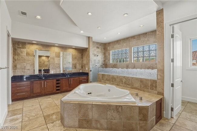 Building Photo - 5101 Mountain Foliage Dr