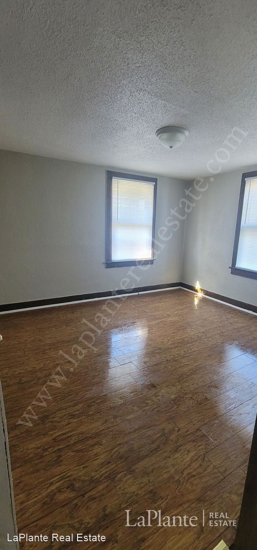 Building Photo - 3 br, 1 bath House - 3588 Stickney Avenue 1
